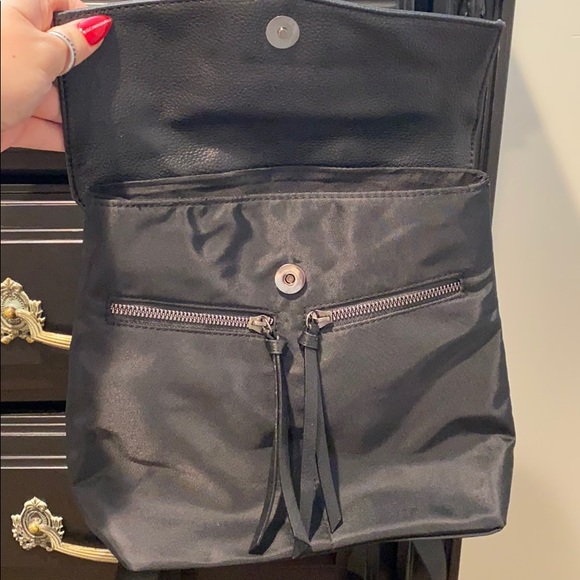 Backpack - Picture 2 of 4